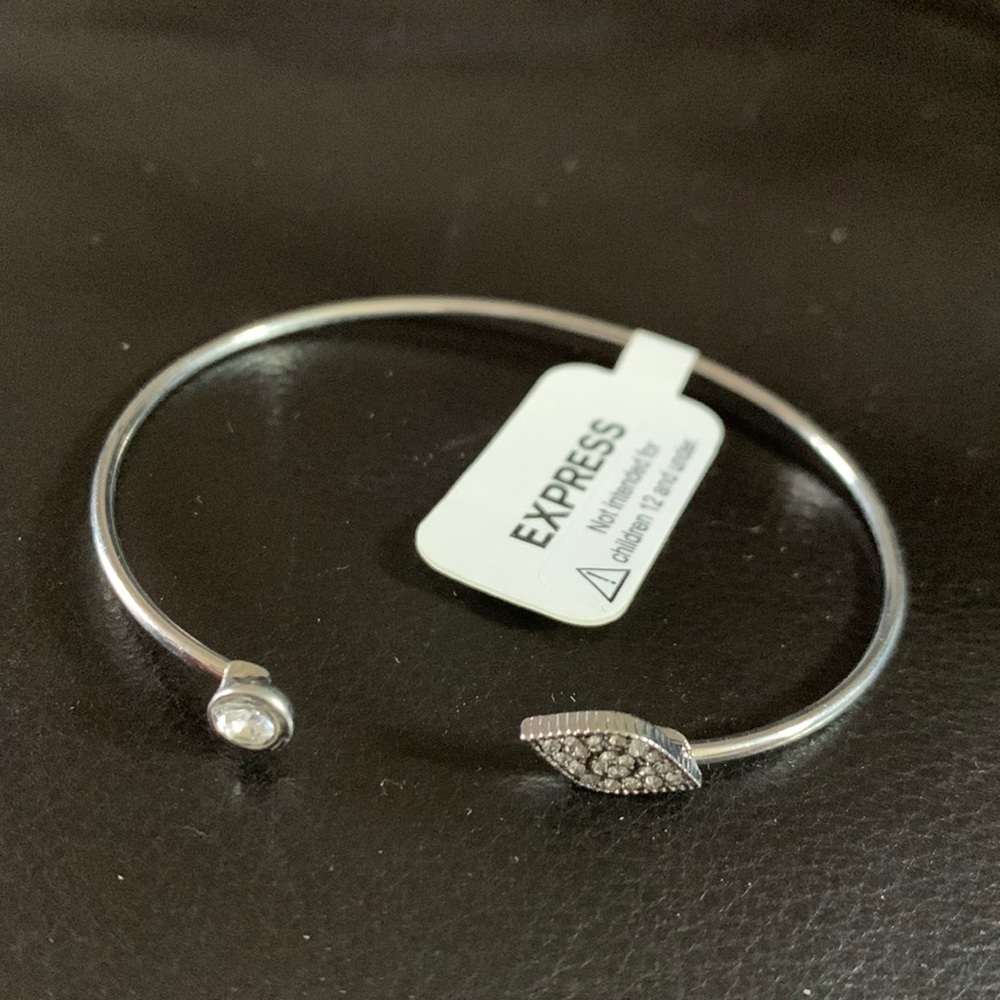 Express silver bracelet